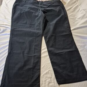 Women's Dickies Strecth Twill Pants. Dark Blue, Size 24RG. Relaxed Fit. NWT.